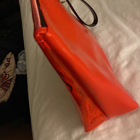 Victoria’s Secret read cosmetic bag - Picture 5 of 6